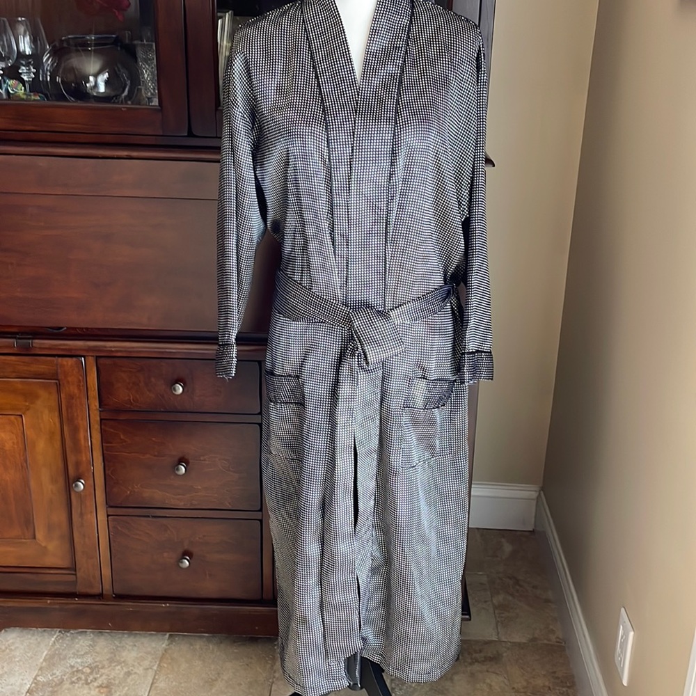 Robert Louis Men Gatsby Style Silk Luxury Robe S
